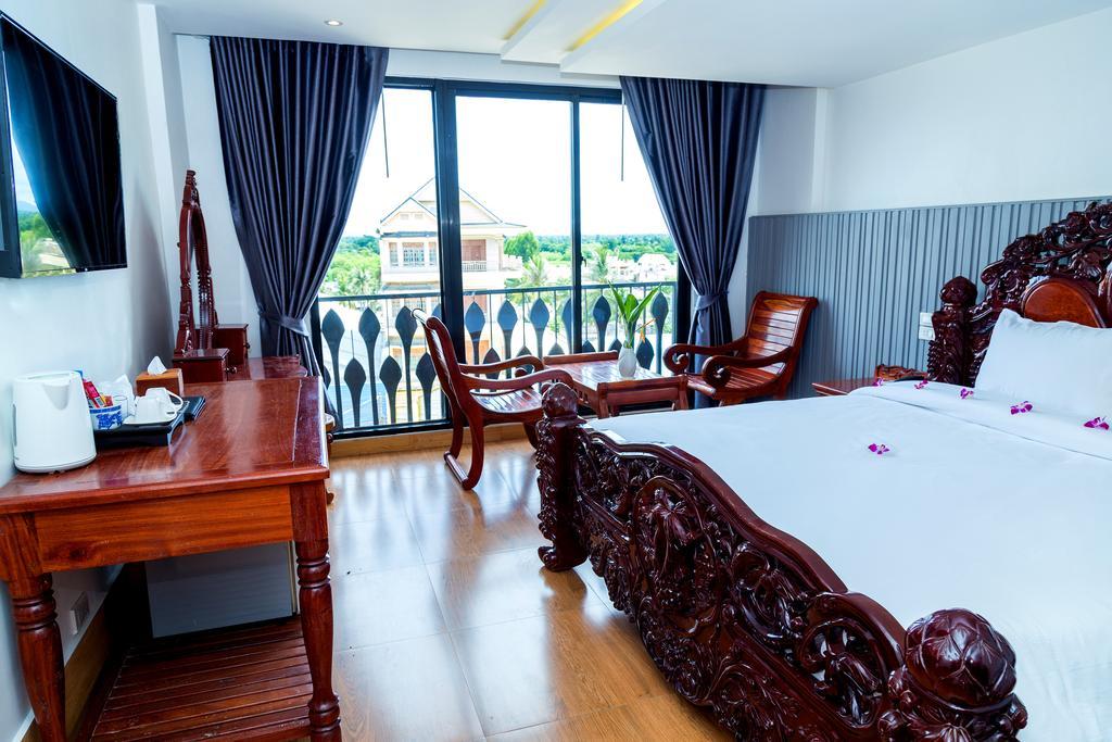 Ly Heng Chhay Hotel Paôy Pêt Екстериор снимка